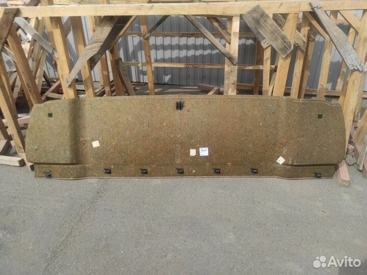 Обшивка задней стенки кабины Man Tgx