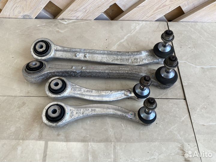 Задний рычаг 4шт. BMW X5 E70