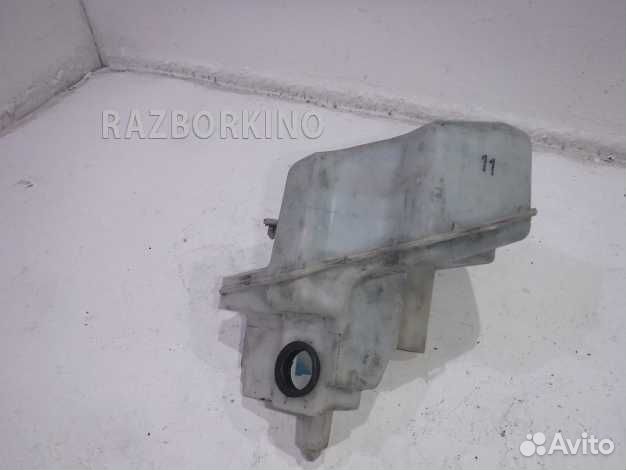 Бачок омывателя Тойота