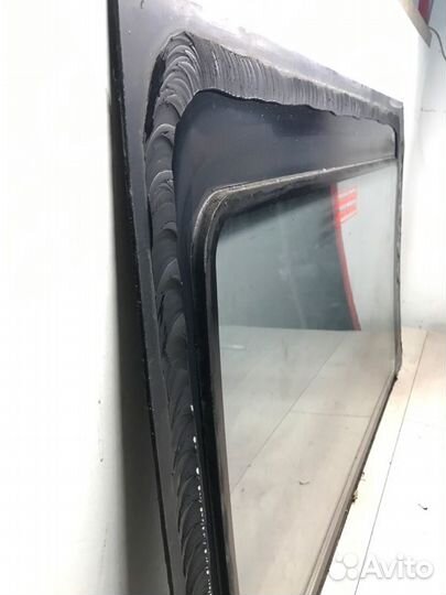 Стекло левое Mercedes Sprinter W904 OM611 2008