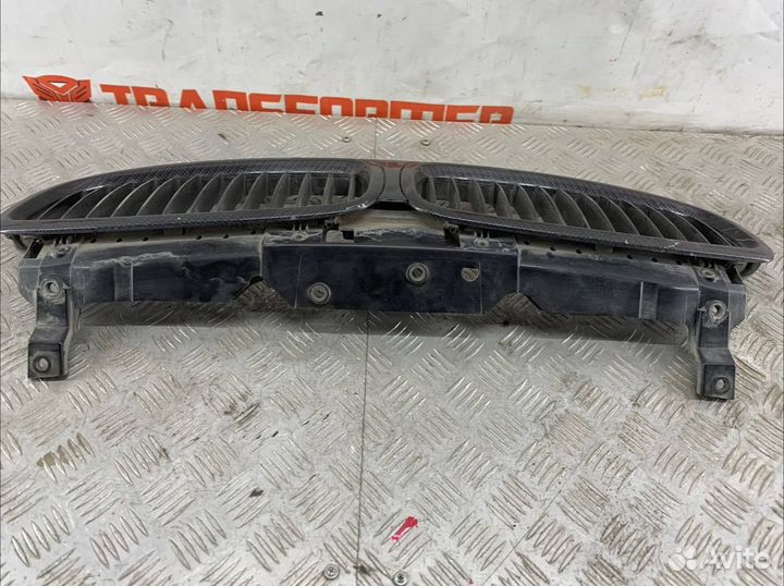 Решетка радиатора BMW 760Li e65