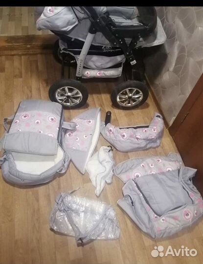 Прогулочная коляска