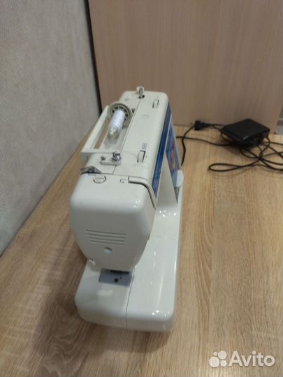 Швейная машина veritas