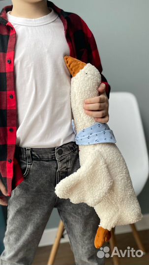 Мягкая игрушка гусь обнимусь