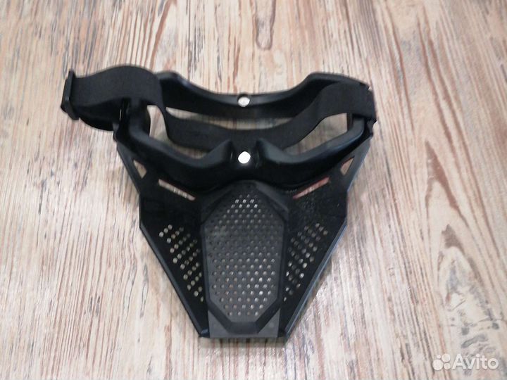 Горнолыжные очки