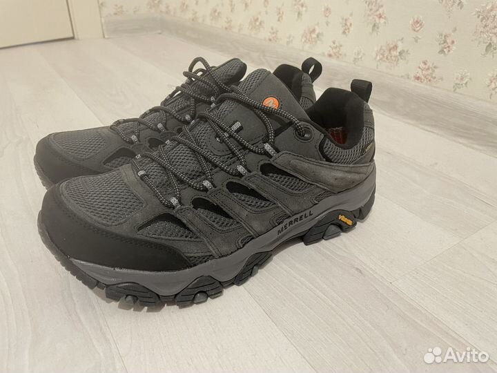 Трекинговые кроссовки merrell moab3