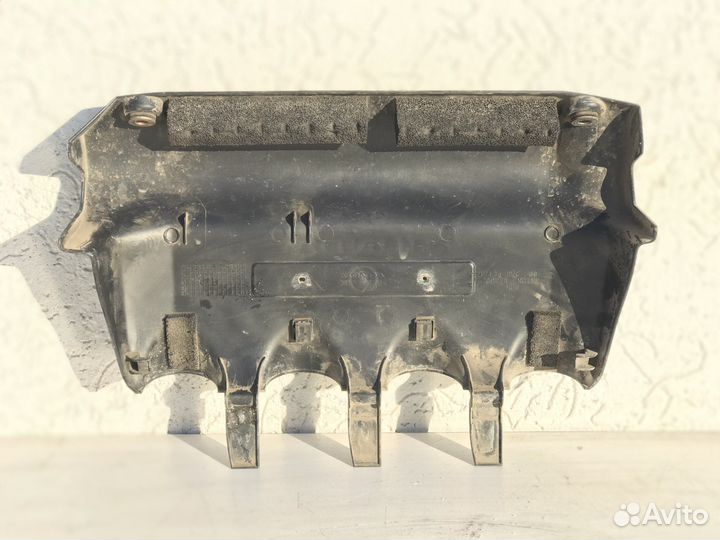 Декоративная крышка Honda L13A