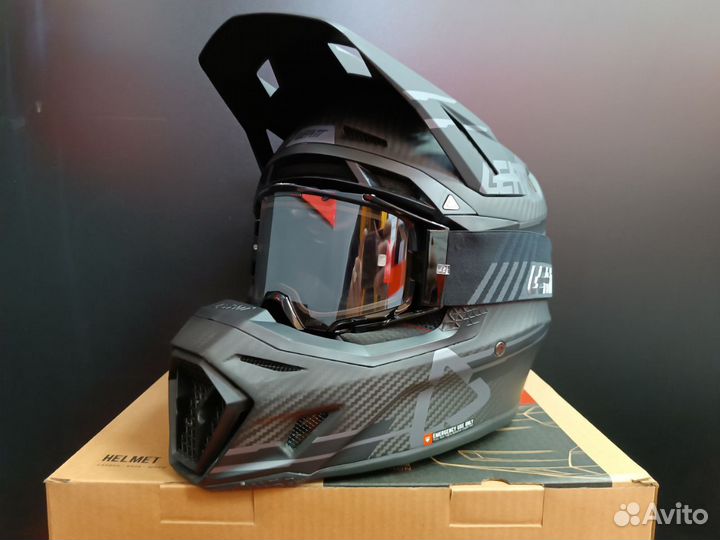 Мотошлем Leatt Moto 9.5 Carbon Helmet Kit