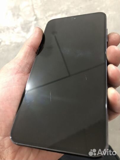 Samsung Galaxy S23, 8/256 ГБ
