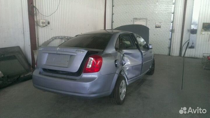 Дэу Джентра в разборе