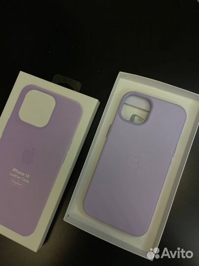 Кожаный чехол на iPhone 14