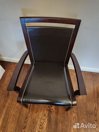 Стол с тумбой и стул венге