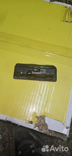 Кнопка багажника skoda Rapid 1 рест