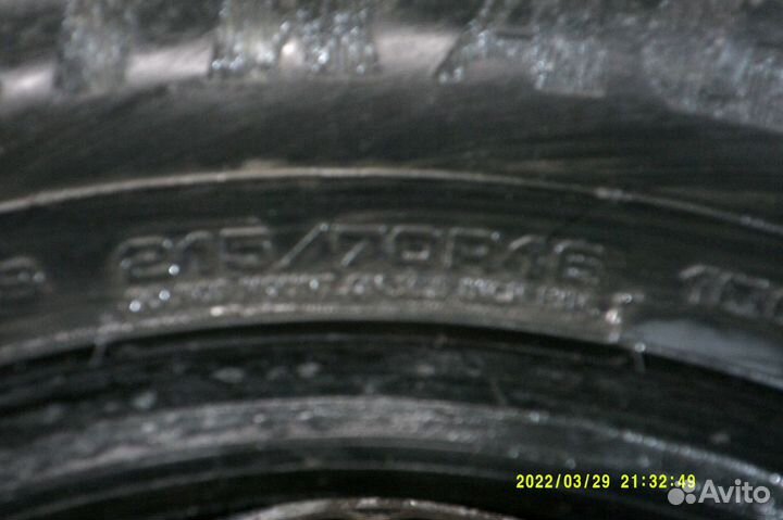 Goodyear UltraGrip Ice Arctic SUV 215/70 R16