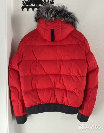 Shark Force, Пуховик