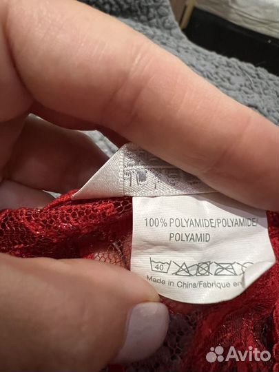 Сорочка комбинация гипюр красная Hunkemoller