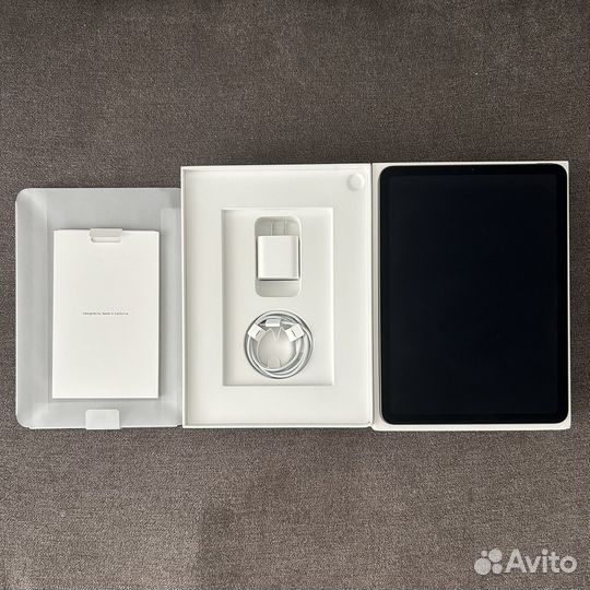 Apple iPad Air 5 M1 64GB Wi-Fi Space Gray