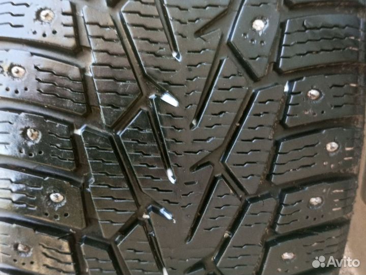 Nokian Tyres Nordman 7 SUV 215/65 R16