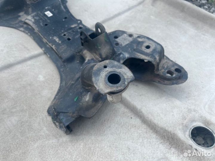 Подрамник передний Geely Mk Cross хетчбек MR479QA