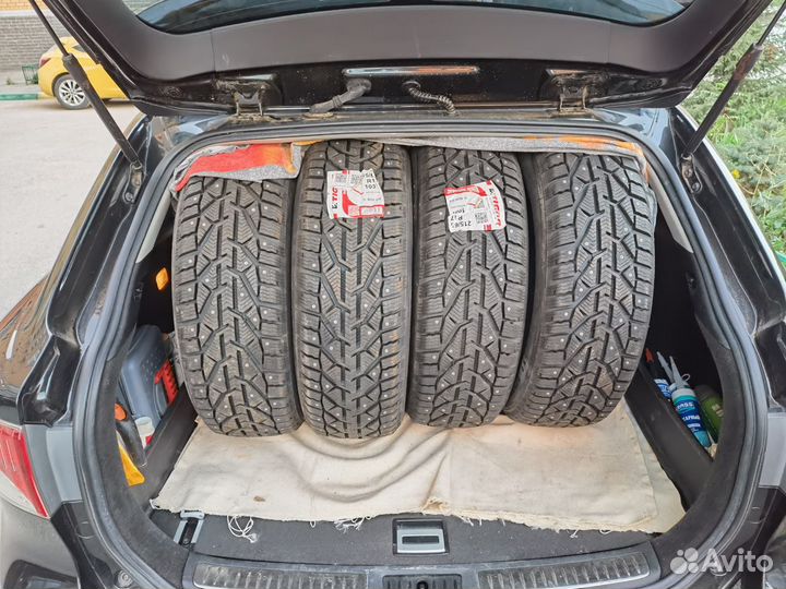 Tigar SUV Ice 215/65 R17 103