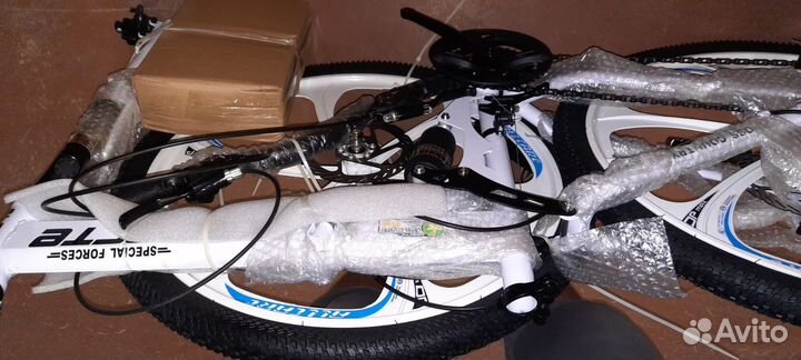 Велосипед на литых дисках