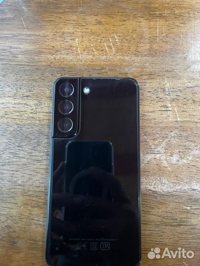 Телефон Samsung s22