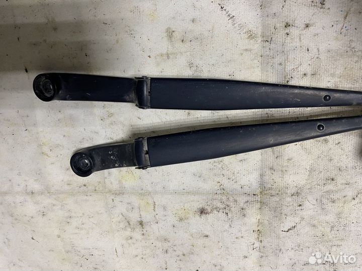 Поводки дворников LADA Granta