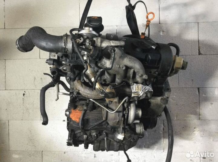 Двигатель Volkswagen Transporter T5 AXB