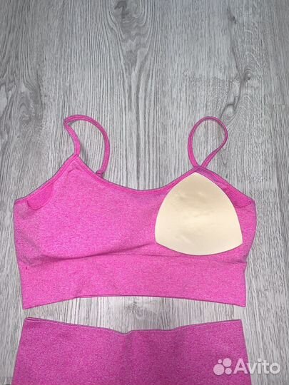 Костюм спортивный 46 р (L)