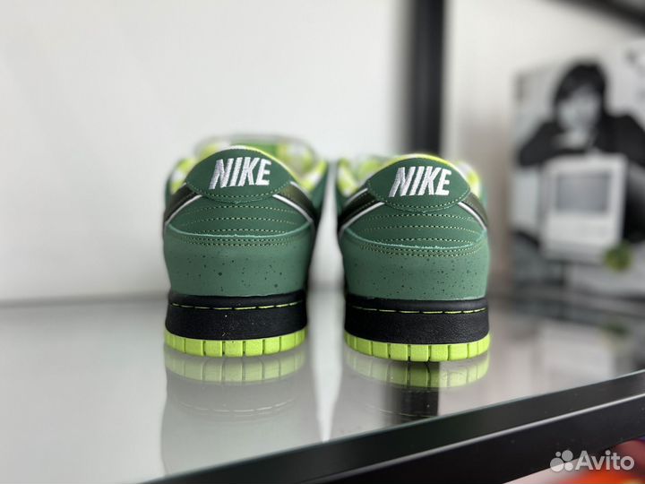 Кроссовки Nike Dunk Low SB Green Lobster