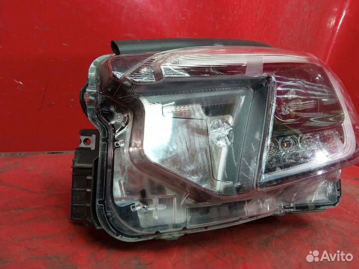 Фара LED передняя левая Subaru Forester 5 SK 2021