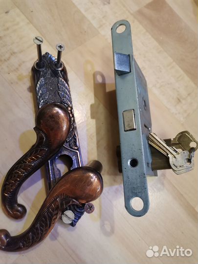 Замки дверные врезные
