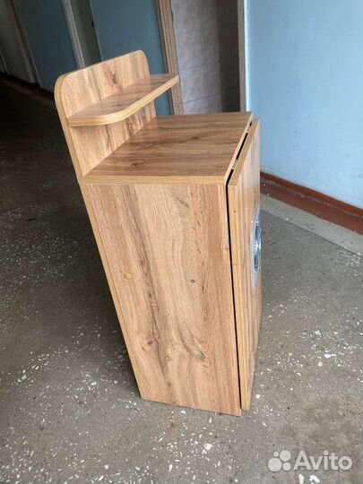 Маникюрный стол складной бу