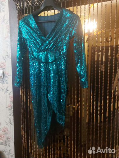 Вечернее платье