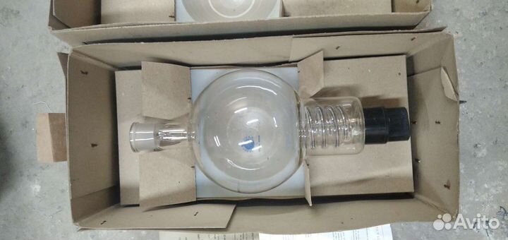 Колба с нагревательным элементом