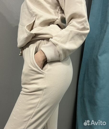 Новый спортивный костюм из премиального футера