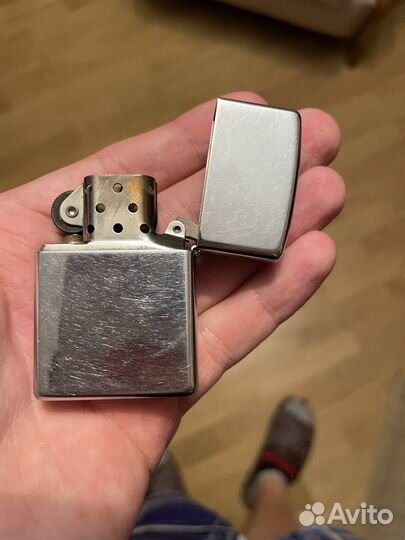 Зажигалка бензиновая zippo