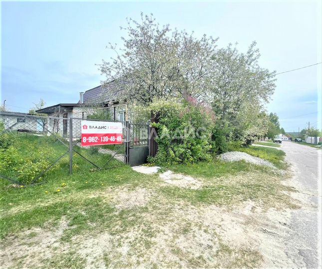 Дом 83 м² на участке 6,4 сот.