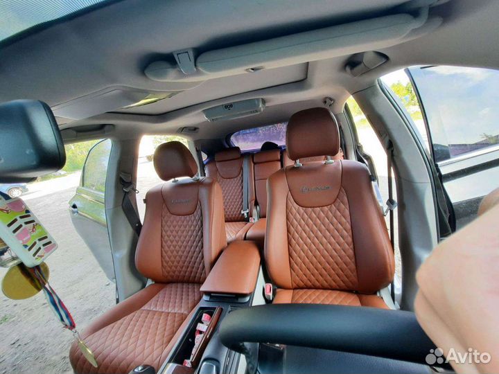 Швея универсал