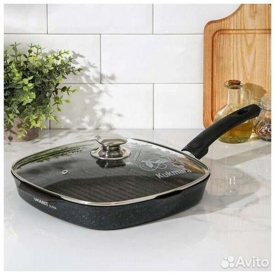 Новая сковорода Kukmara гриль 28х28