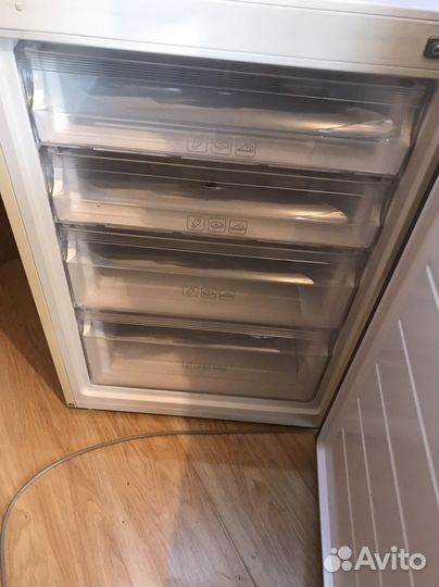 Холодильник Haier