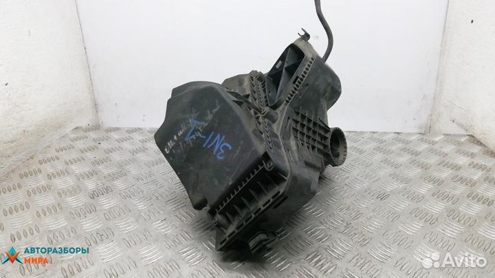 Корпус воздушного фильтра Audi A4 B8/8K 2010