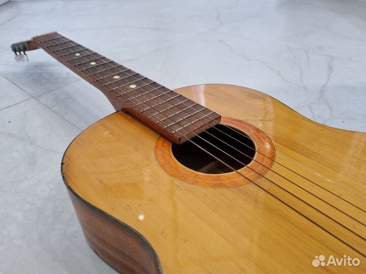 Гитара советская шестиструнная