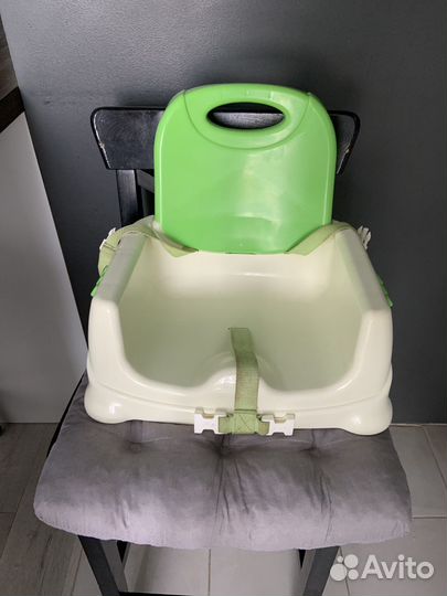 Стульчик для кормления / Бустер Fisher price