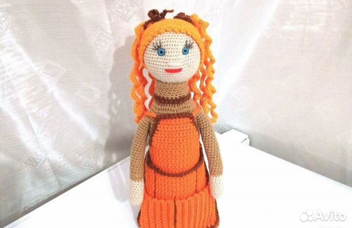 Вязаная кукла помощница ручная работа