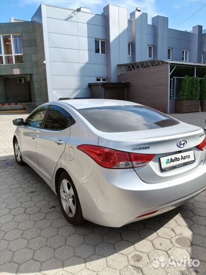 Hyundai Elantra 1.6 AT, 2012, 217 148 км