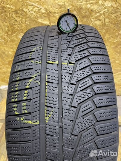 Hankook Winter I'Cept Evo2 W320 235/45 R17