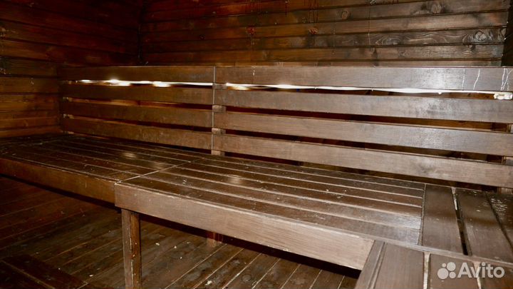 Баня на берегу реки, Беседки на воде