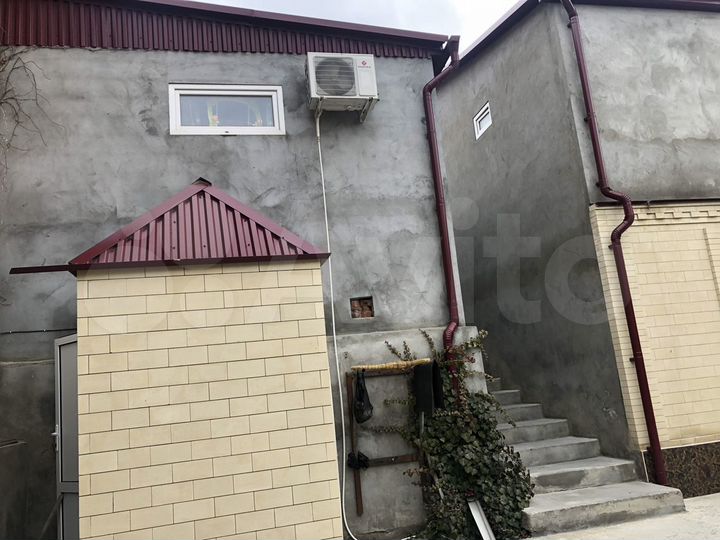 Дом 200 м² на участке 6 сот.