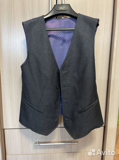 Школьный костюм